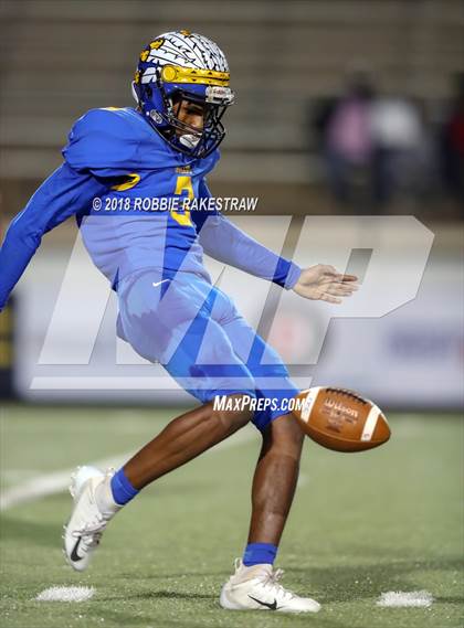 Thumbnail 2 in Nacogdoches vs. Jacksonville photogallery.