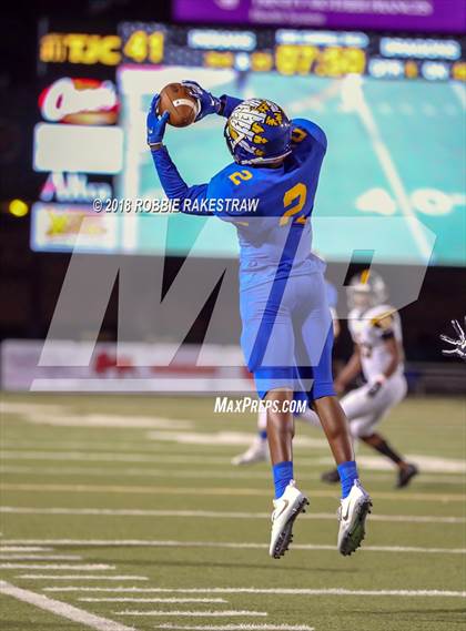 Thumbnail 2 in Nacogdoches vs. Jacksonville photogallery.