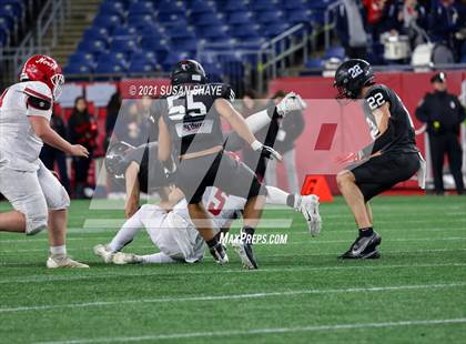 Thumbnail 2 in Marblehead vs. North Attleborough (MIAA Division 3 Final) photogallery.