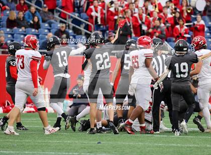 Thumbnail 1 in Marblehead vs. North Attleborough (MIAA Division 3 Final) photogallery.
