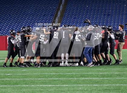 Thumbnail 1 in Marblehead vs. North Attleborough (MIAA Division 3 Final) photogallery.
