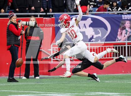 Thumbnail 1 in Marblehead vs. North Attleborough (MIAA Division 3 Final) photogallery.