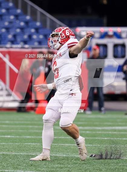 Thumbnail 3 in Marblehead vs. North Attleborough (MIAA Division 3 Final) photogallery.