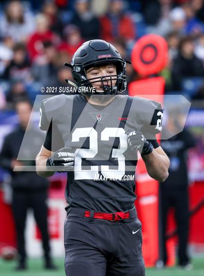 Thumbnail 3 in Marblehead vs. North Attleborough (MIAA Division 3 Final) photogallery.