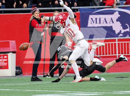 Thumbnail 2 in Marblehead vs. North Attleborough (MIAA Division 3 Final) photogallery.