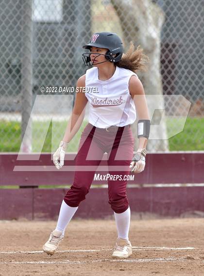 Thumbnail 3 in Woodcreek vs. Rosemont photogallery.