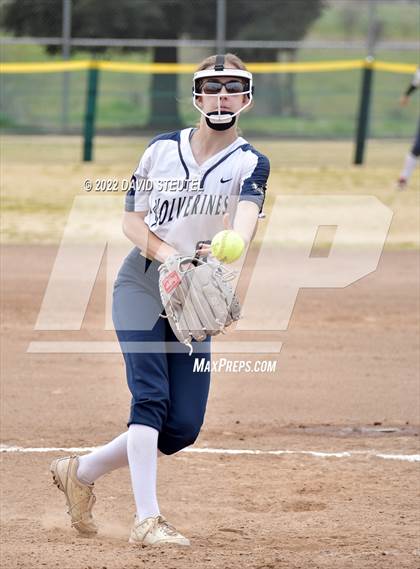 Thumbnail 1 in Woodcreek vs. Rosemont photogallery.