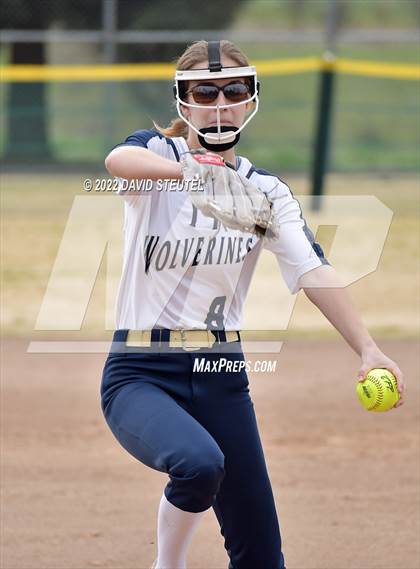 Thumbnail 1 in Woodcreek vs. Rosemont photogallery.