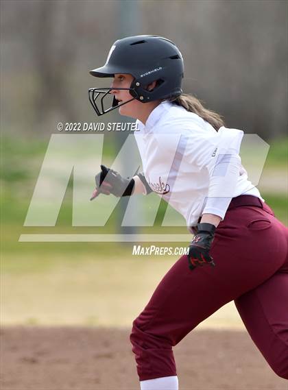 Thumbnail 1 in Woodcreek vs. Rosemont photogallery.