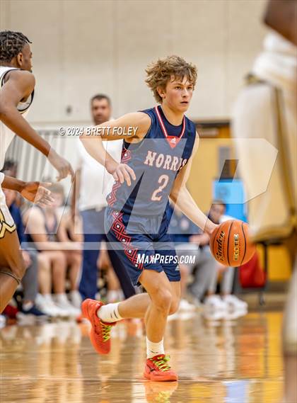 Thumbnail 2 in Norris vs Lincoln Southeast (Jamboree) photogallery.