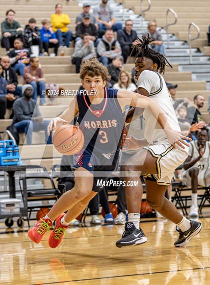 Thumbnail 1 in Norris vs Lincoln Southeast (Jamboree) photogallery.