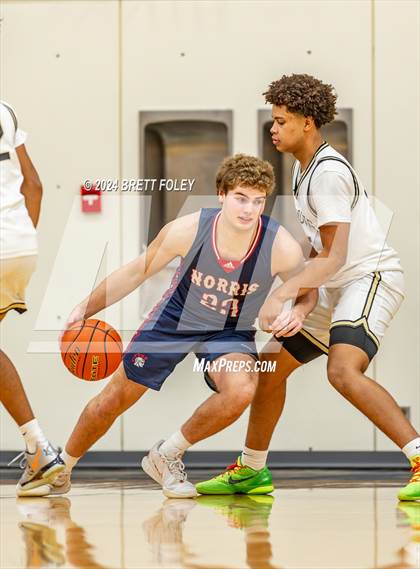 Thumbnail 1 in Norris vs Lincoln Southeast (Jamboree) photogallery.