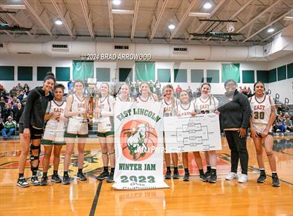 Thumbnail 1 in Robinson vs East Lincoln (East Lincoln Winter Jam) photogallery.
