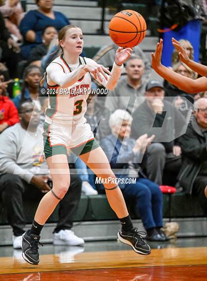 Thumbnail 2 in Robinson vs East Lincoln (East Lincoln Winter Jam) photogallery.