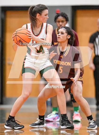 Thumbnail 2 in Robinson vs East Lincoln (East Lincoln Winter Jam) photogallery.