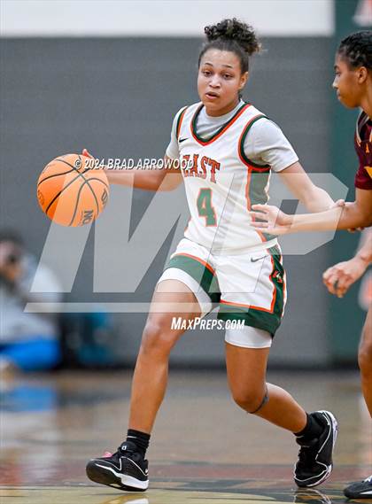 Thumbnail 1 in Robinson vs East Lincoln (East Lincoln Winter Jam) photogallery.