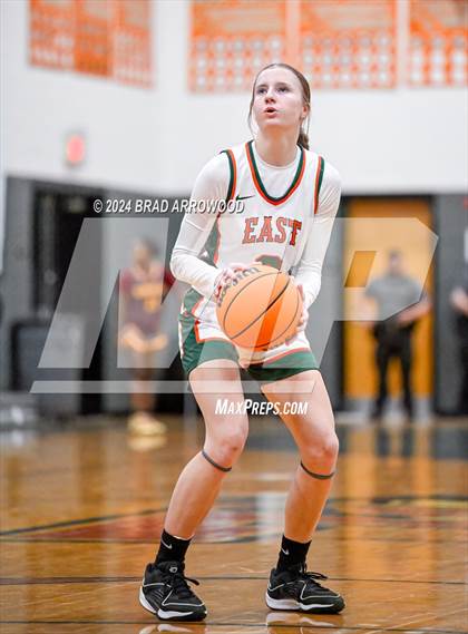 Thumbnail 2 in Robinson vs East Lincoln (East Lincoln Winter Jam) photogallery.