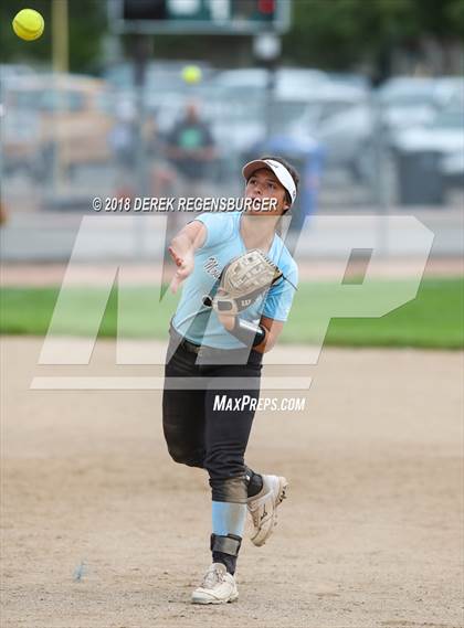 Thumbnail 1 in Mountain Range vs Cherry Creek (Loveland Softball Showcase) photogallery.