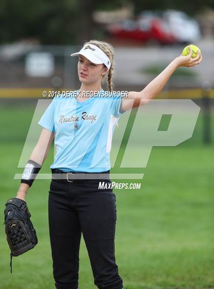 Thumbnail 1 in Mountain Range vs Cherry Creek (Loveland Softball Showcase) photogallery.