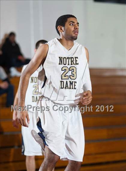 Thumbnail 1 in University vs. Notre Dame photogallery.