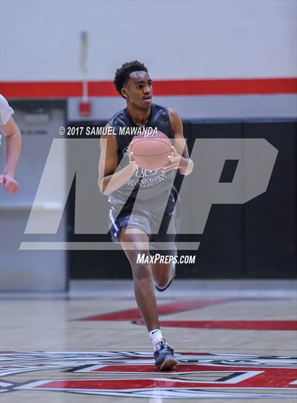 Thumbnail 2 in Sierra Canyon vs Righetti (Hart Holiday Classic) photogallery.