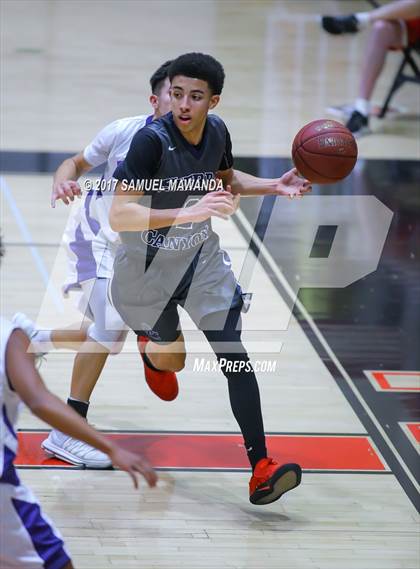 Thumbnail 3 in Sierra Canyon vs Righetti (Hart Holiday Classic) photogallery.