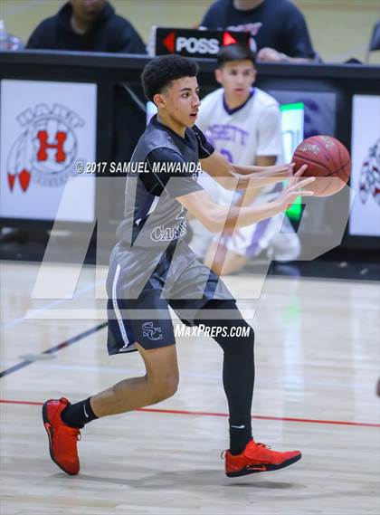 Thumbnail 2 in Sierra Canyon vs Righetti (Hart Holiday Classic) photogallery.