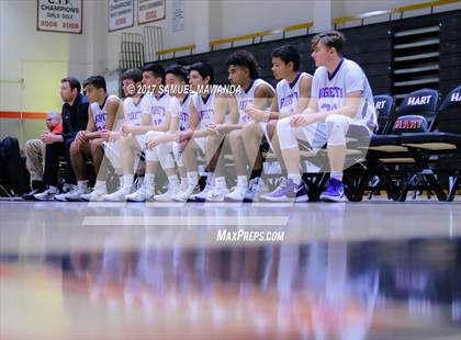 Thumbnail 3 in Sierra Canyon vs Righetti (Hart Holiday Classic) photogallery.