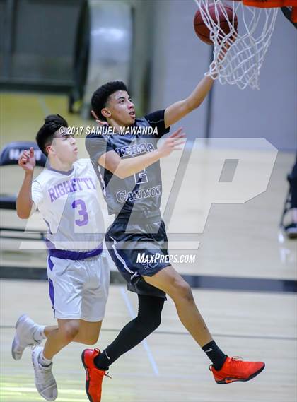 Thumbnail 1 in Sierra Canyon vs Righetti (Hart Holiday Classic) photogallery.