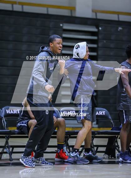 Thumbnail 1 in Sierra Canyon vs Righetti (Hart Holiday Classic) photogallery.