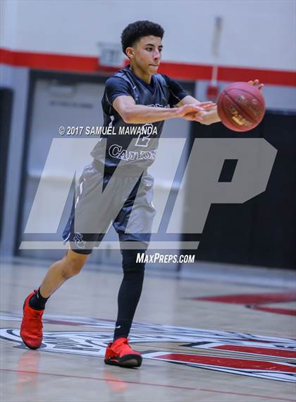 Thumbnail 3 in Sierra Canyon vs Righetti (Hart Holiday Classic) photogallery.