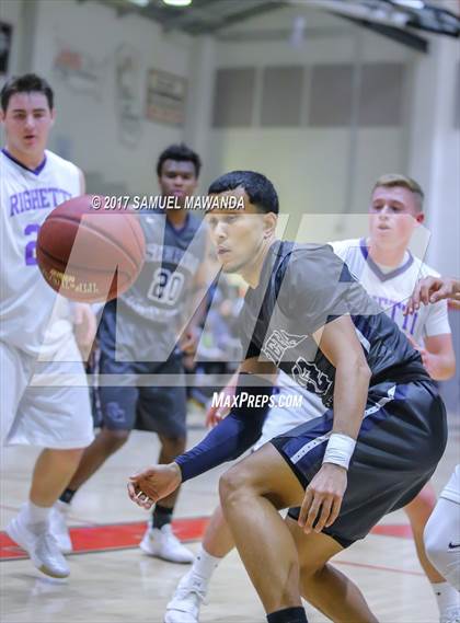 Thumbnail 2 in Sierra Canyon vs Righetti (Hart Holiday Classic) photogallery.