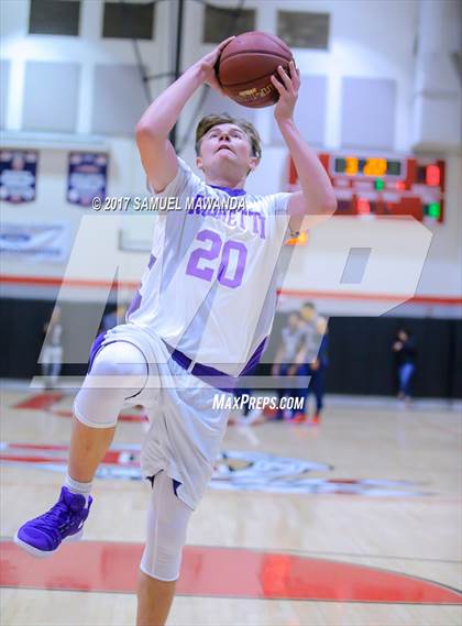 Thumbnail 3 in Sierra Canyon vs Righetti (Hart Holiday Classic) photogallery.