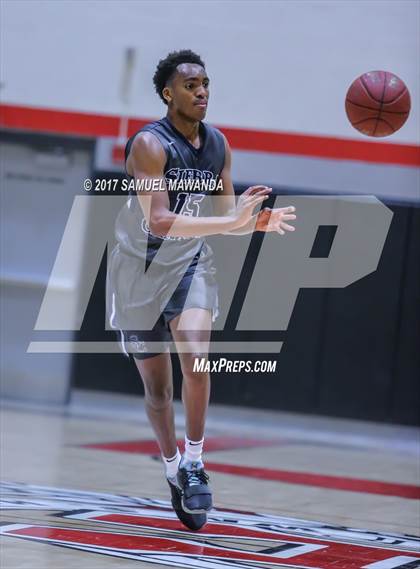 Thumbnail 3 in Sierra Canyon vs Righetti (Hart Holiday Classic) photogallery.