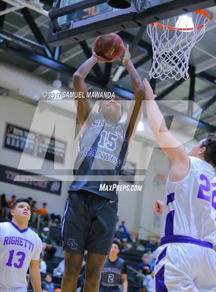 Thumbnail 1 in Sierra Canyon vs Righetti (Hart Holiday Classic) photogallery.