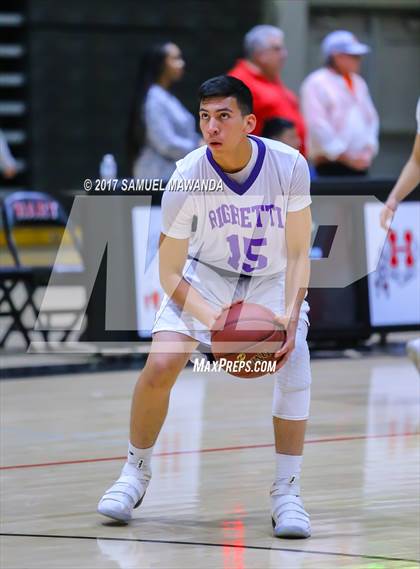 Thumbnail 1 in Sierra Canyon vs Righetti (Hart Holiday Classic) photogallery.