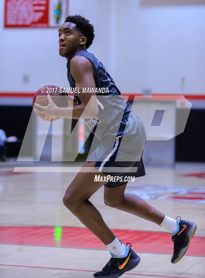 Thumbnail 1 in Sierra Canyon vs Righetti (Hart Holiday Classic) photogallery.