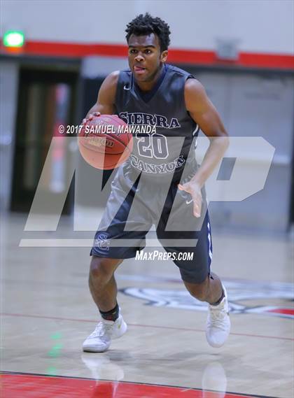 Thumbnail 1 in Sierra Canyon vs Righetti (Hart Holiday Classic) photogallery.