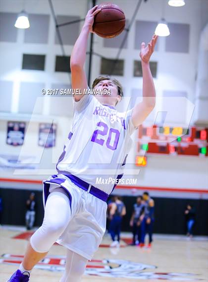 Thumbnail 1 in Sierra Canyon vs Righetti (Hart Holiday Classic) photogallery.