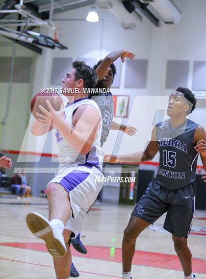 Thumbnail 2 in Sierra Canyon vs Righetti (Hart Holiday Classic) photogallery.