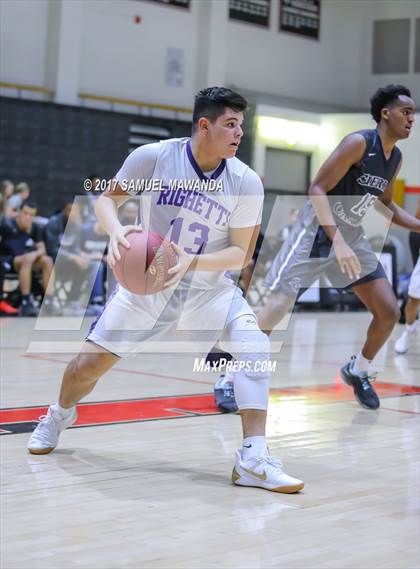 Thumbnail 3 in Sierra Canyon vs Righetti (Hart Holiday Classic) photogallery.