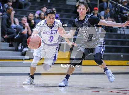 Thumbnail 3 in Sierra Canyon vs Righetti (Hart Holiday Classic) photogallery.