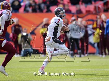 Thumbnail 2 in Loveland v Windsor (CHSAA 4A Final) photogallery.