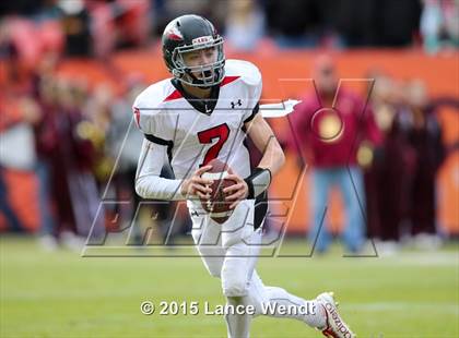 Thumbnail 2 in Loveland v Windsor (CHSAA 4A Final) photogallery.