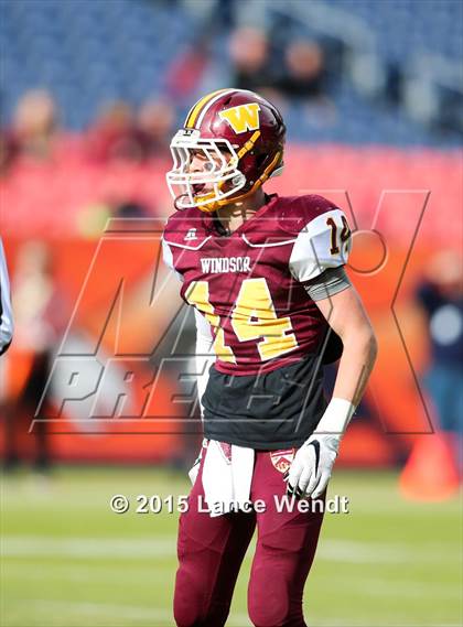 Thumbnail 2 in Loveland v Windsor (CHSAA 4A Final) photogallery.