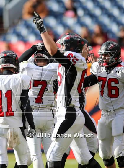 Thumbnail 2 in Loveland v Windsor (CHSAA 4A Final) photogallery.