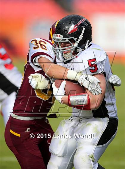 Thumbnail 3 in Loveland v Windsor (CHSAA 4A Final) photogallery.