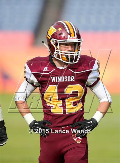 Thumbnail 3 in Loveland v Windsor (CHSAA 4A Final) photogallery.