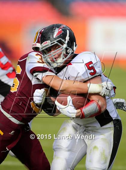 Thumbnail 2 in Loveland v Windsor (CHSAA 4A Final) photogallery.