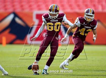 Thumbnail 2 in Loveland v Windsor (CHSAA 4A Final) photogallery.